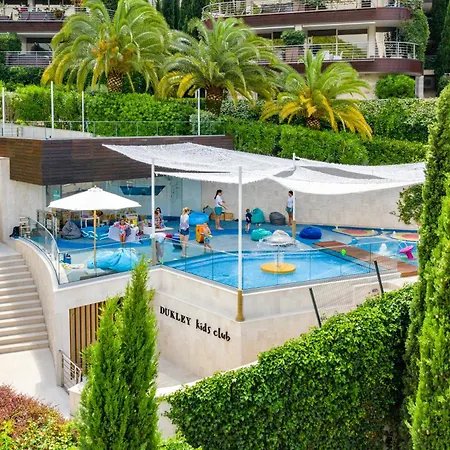 Dukley & Hotel 5*